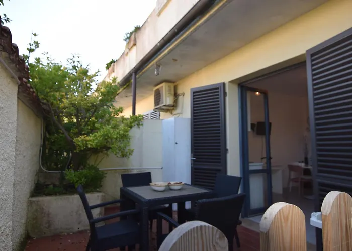 Apartment Mono Elba *