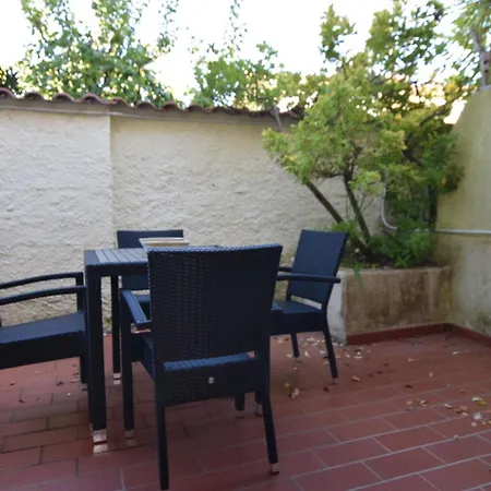Mono Elba Apartment *